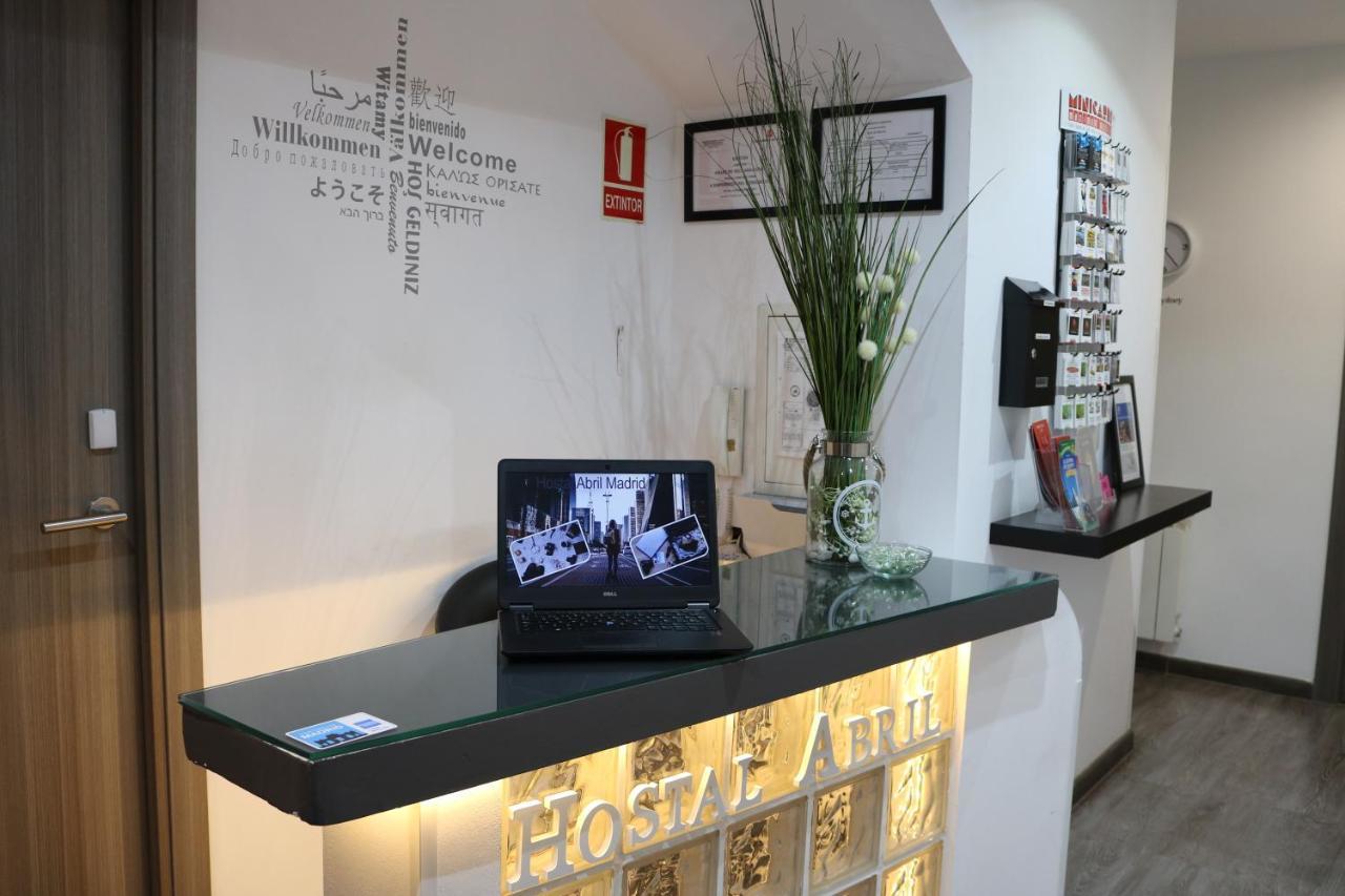 Hostal Abril Madrid Ngoại thất bức ảnh
