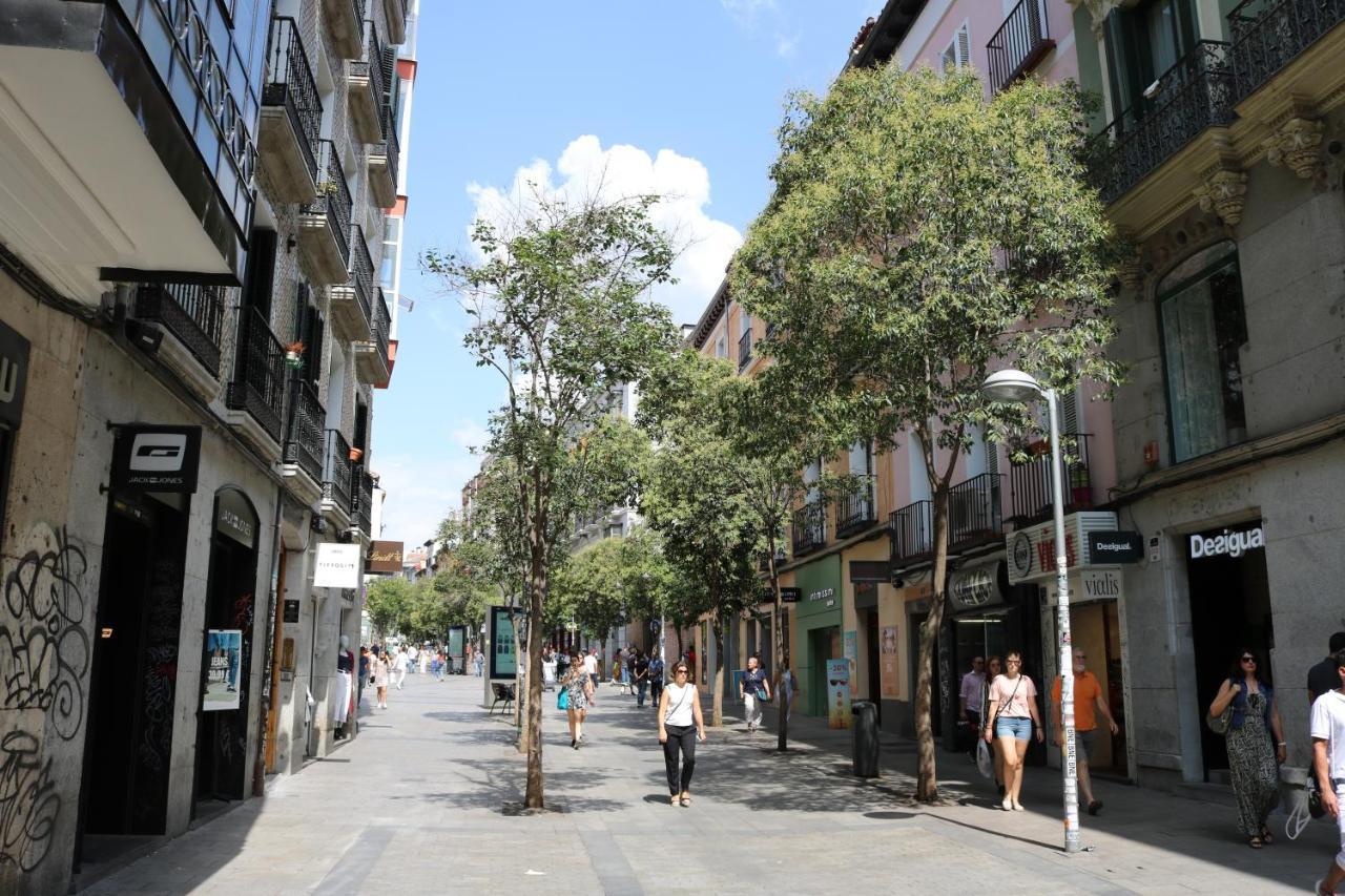 Hostal Abril Madrid Ngoại thất bức ảnh